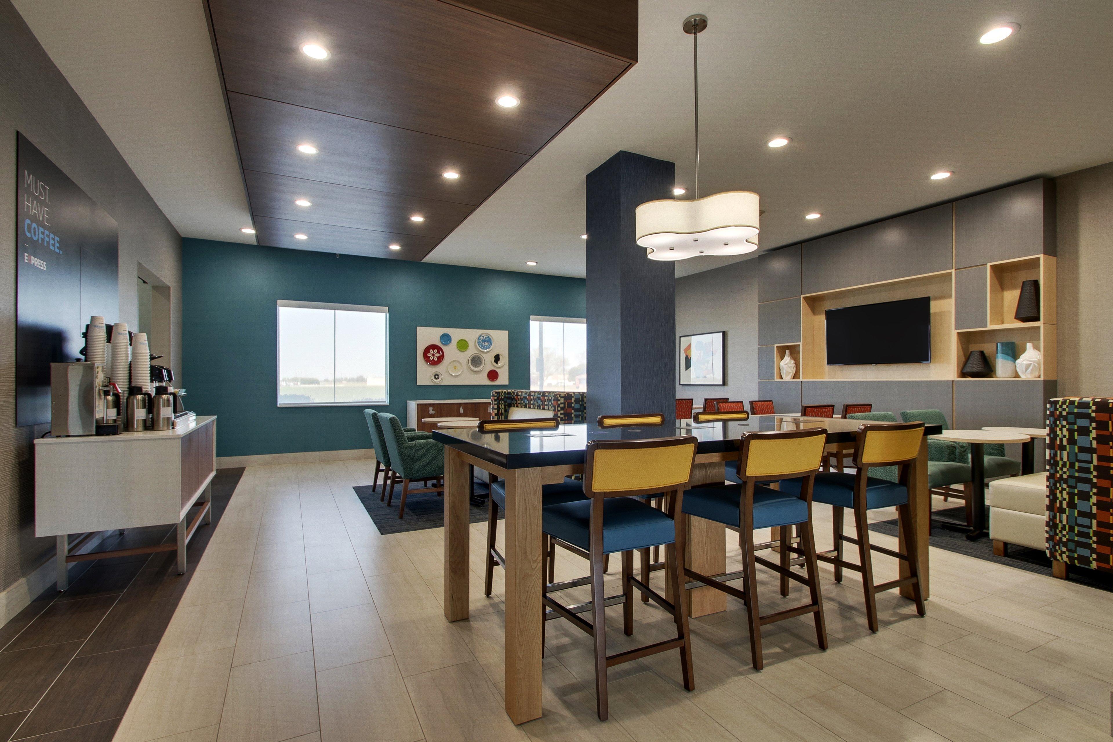 Holiday Inn Express Vernon College Area Highway 287 By Ihg Exterior photo