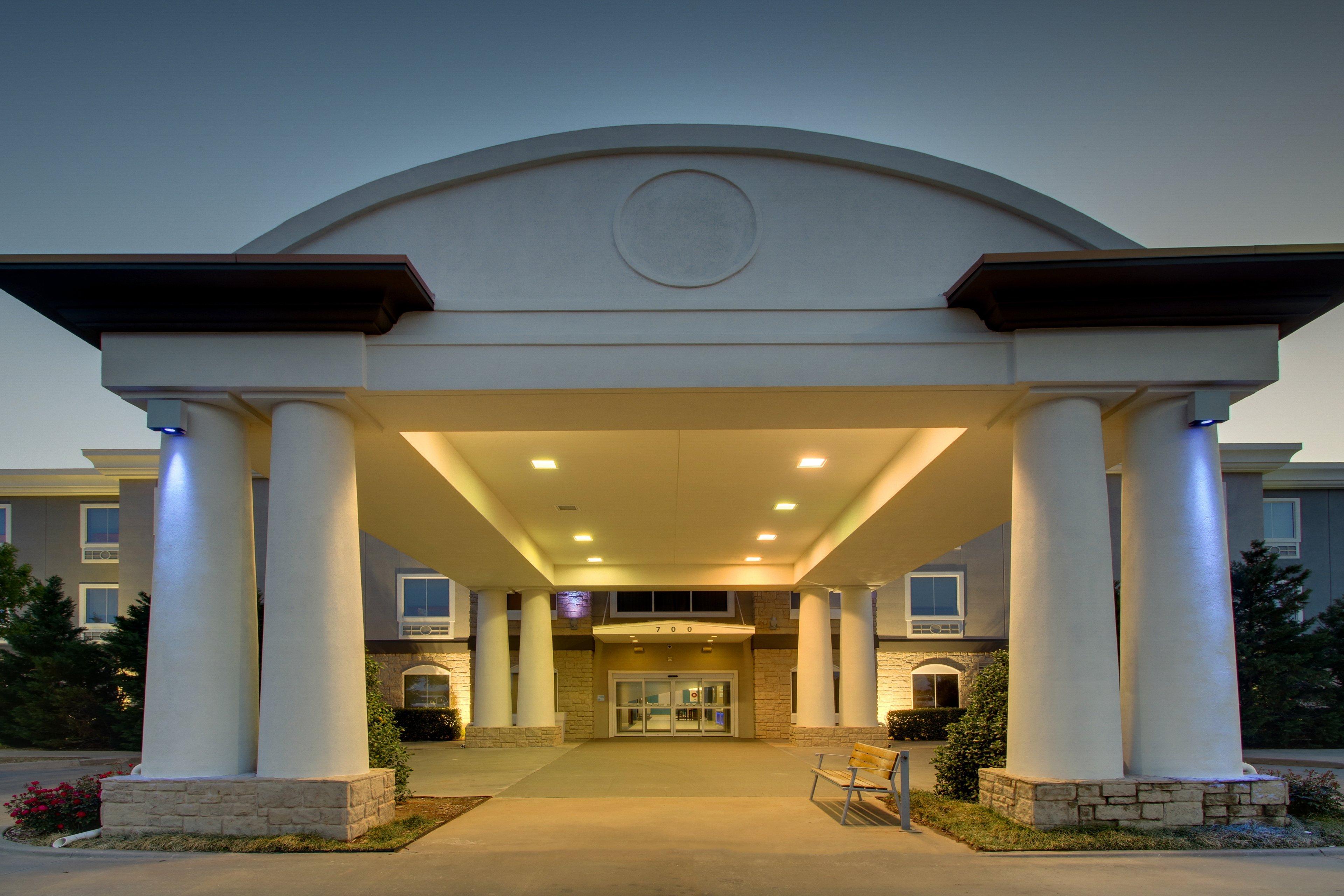 Holiday Inn Express Vernon College Area Highway 287 By Ihg Exterior photo